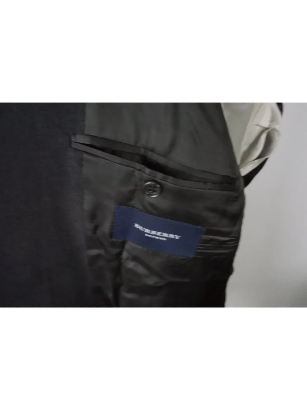 Burberry approximate measurements